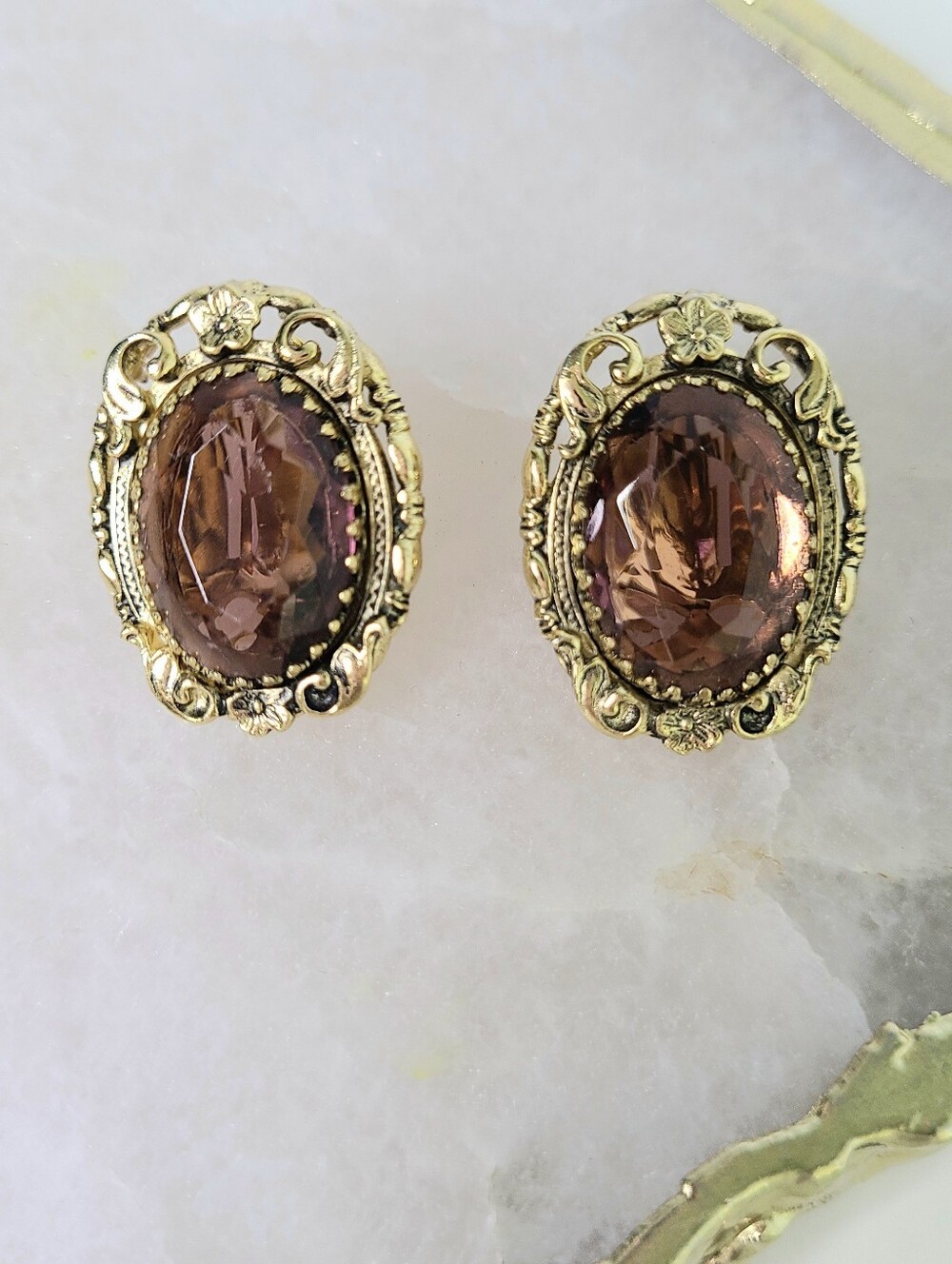 Whiting & Davis Amethyst Gold Tone Faceted Filigree Vintage Clip-On Earrings